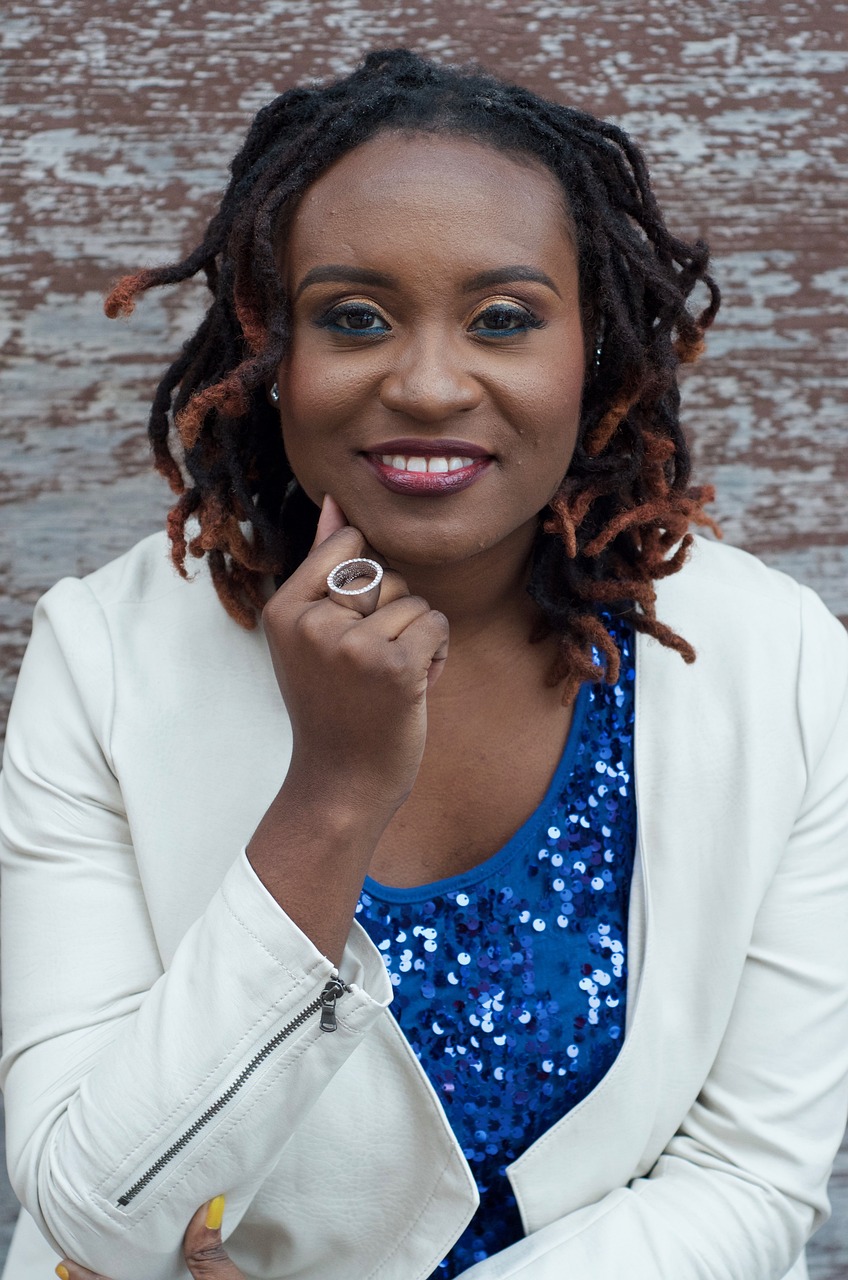 portrait smiling woman black woman 2255525